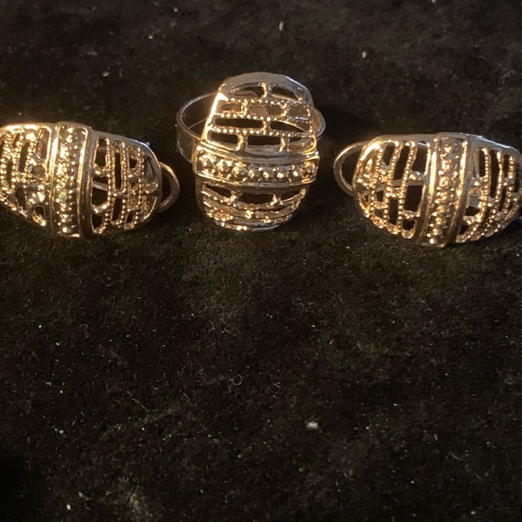 Jewelry - Ring & Earrings Set